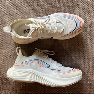 APL Streamline Trainers